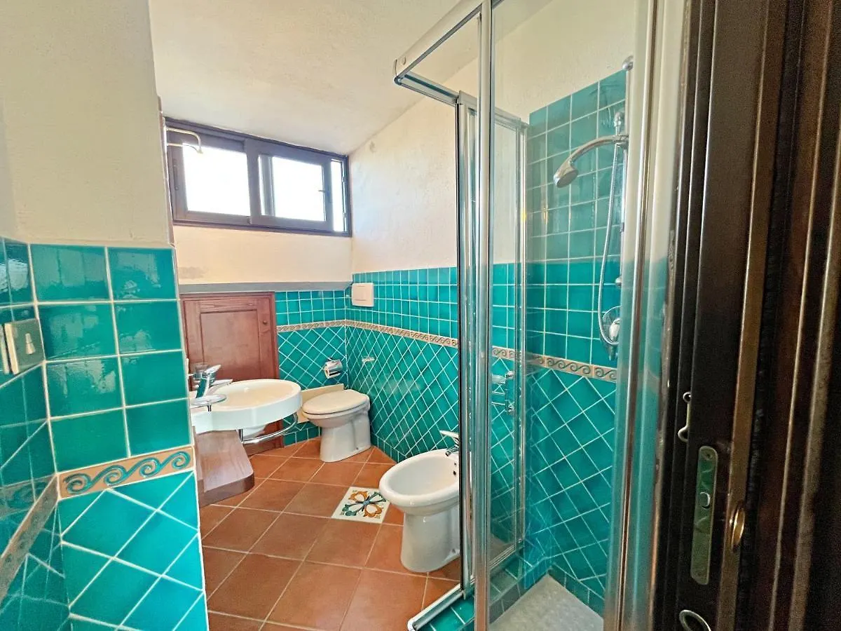 Domomea - Le Ginestre Villa Porto Istana