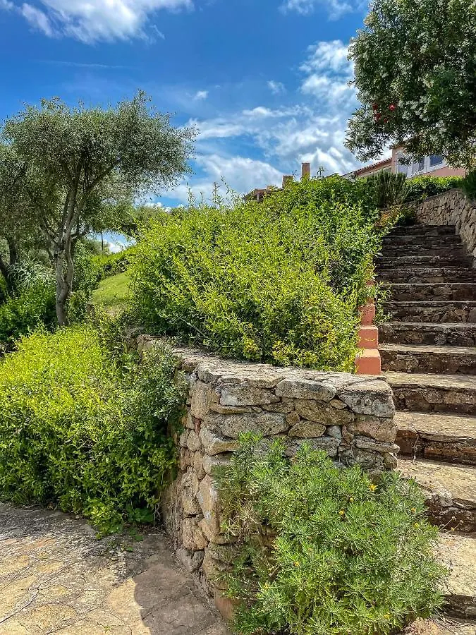 Domomea - Le Ginestre Villa Porto Istana 0*,  Italy